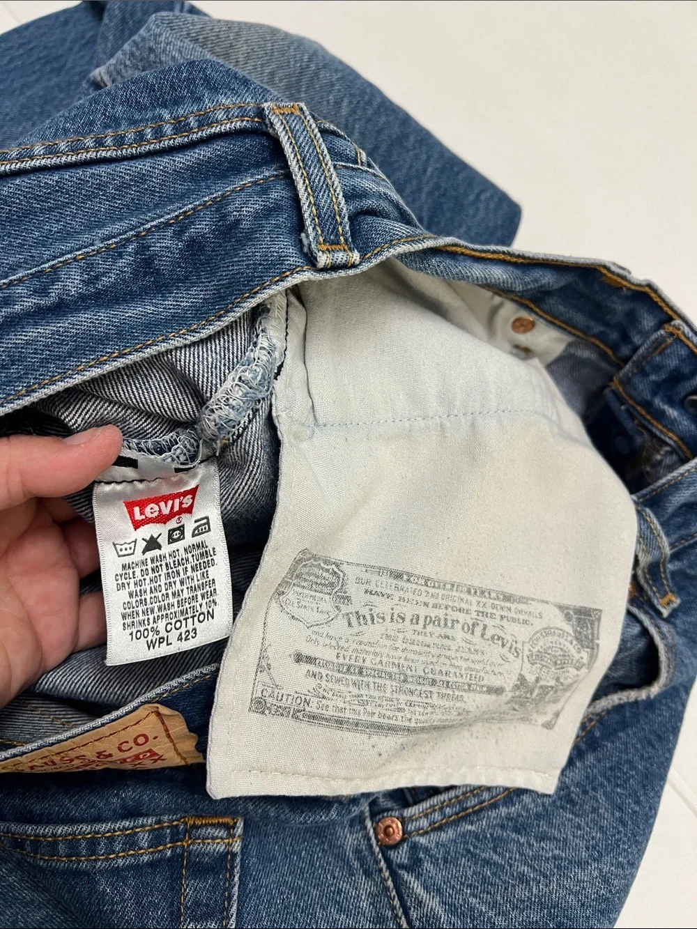 Levi's 501 Original Fit Jeans VTG mid Y2K Men's Medium Wash Distressed Grange